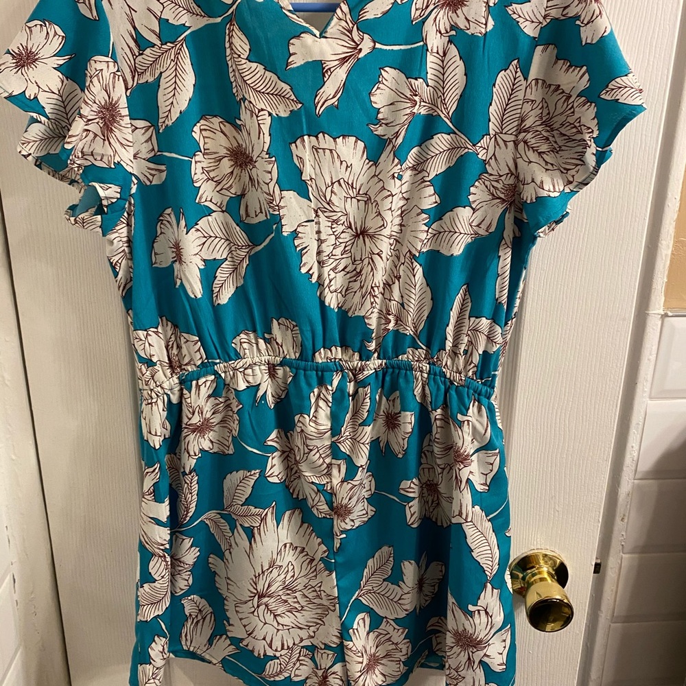 Romper - Picture 2 of 3
